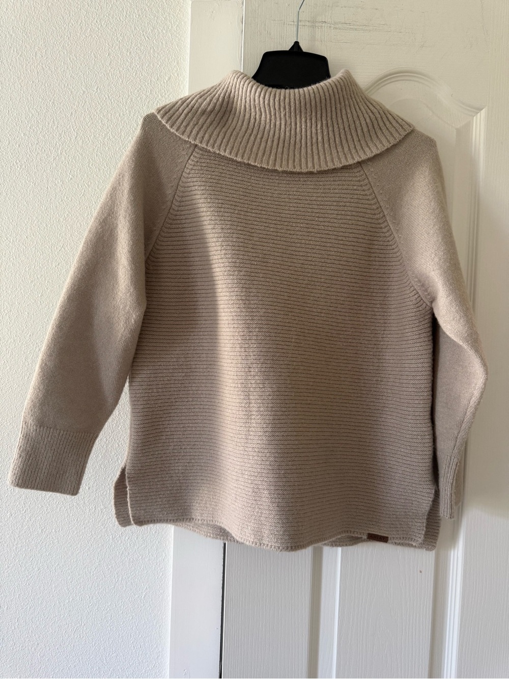 Ariat Women’s Small Beige Cowl Neck Wool Blend Knit Sweater